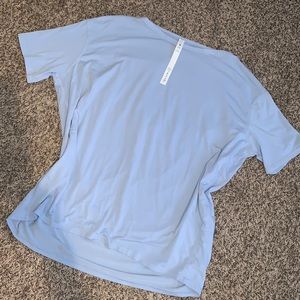 LULULEMON Back In Action Top NWOT